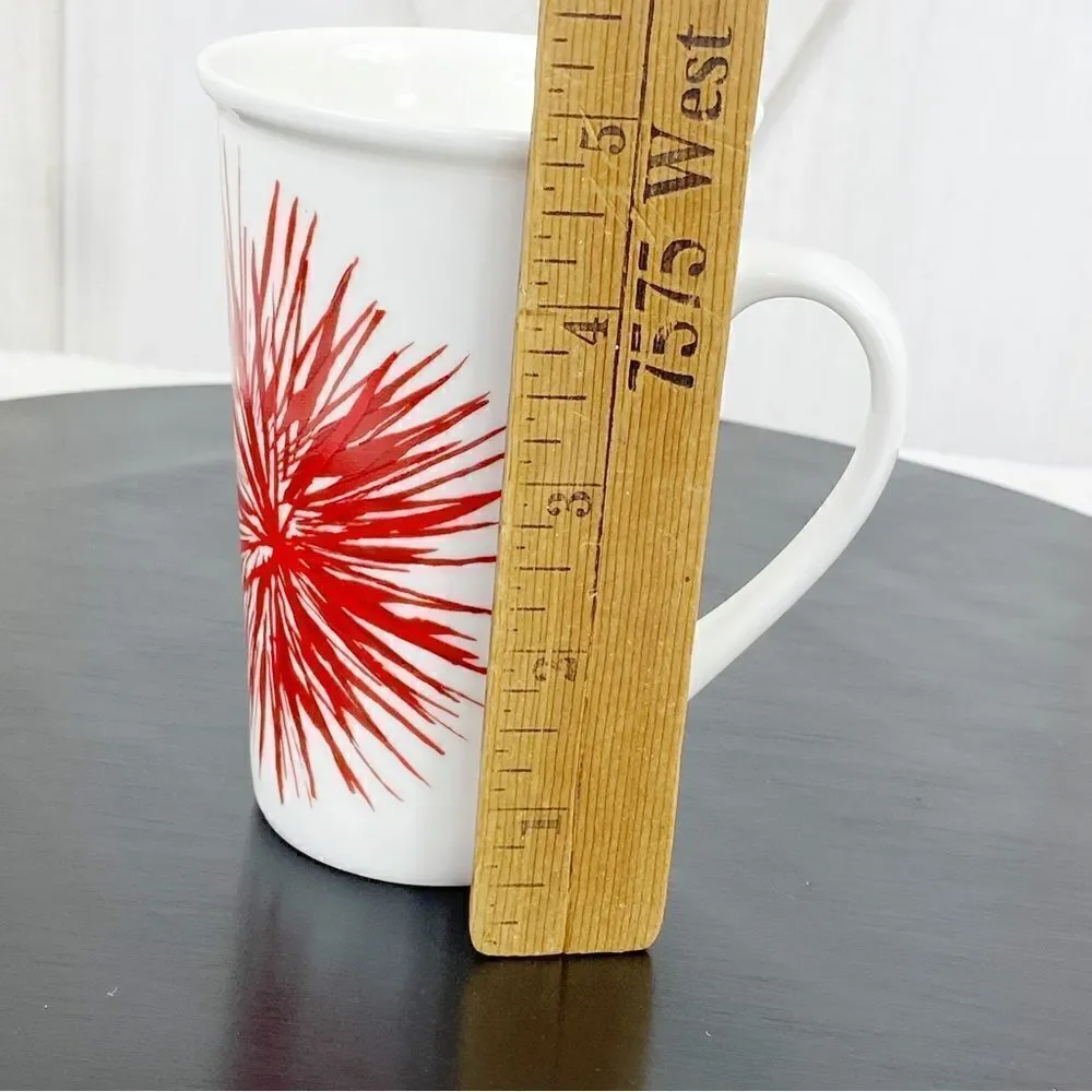 Starbucks Starburst 2014 Holiday Mug White Red 12OZ‎